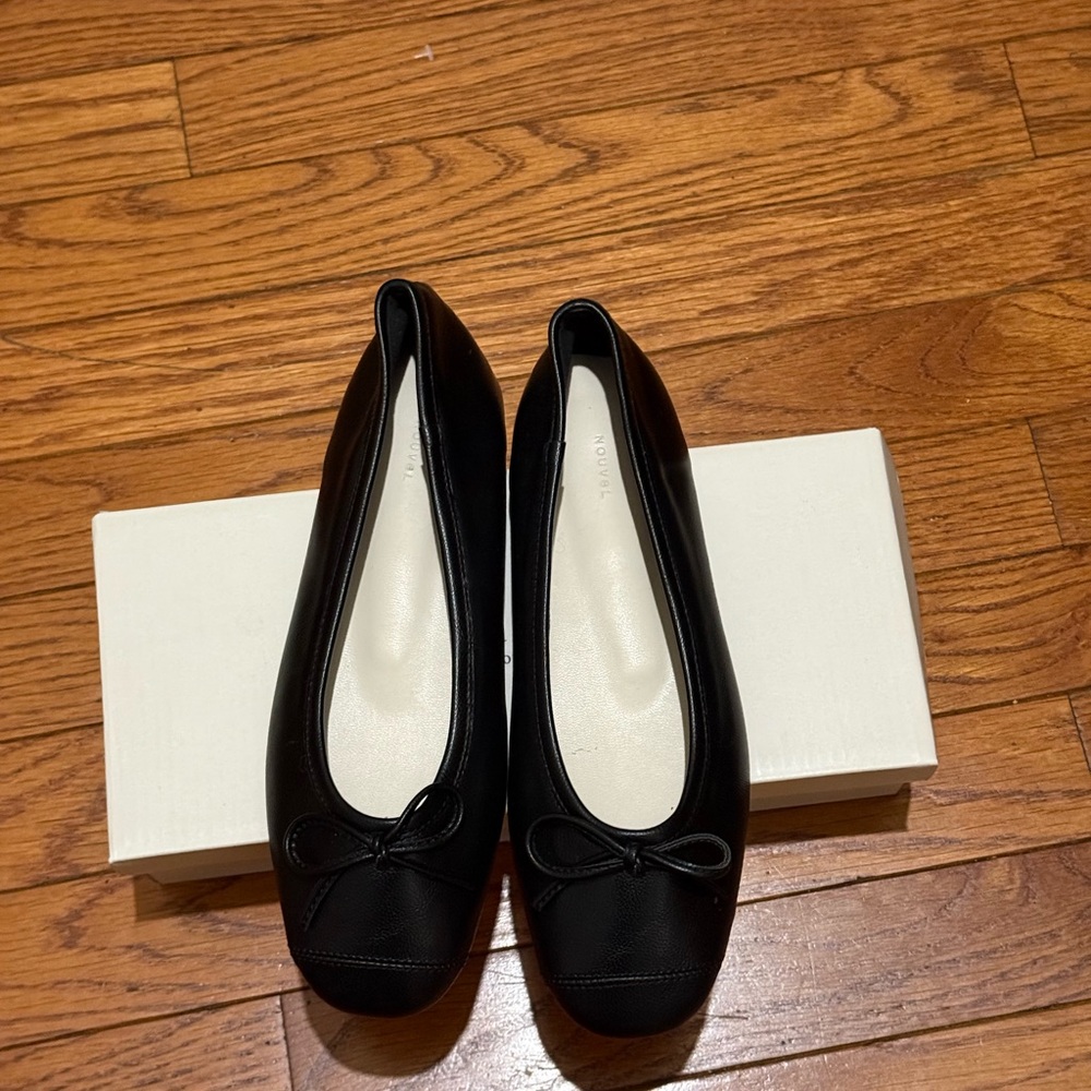 New in Box Nouvel Seoul Black Ballet Flats Size 235 6